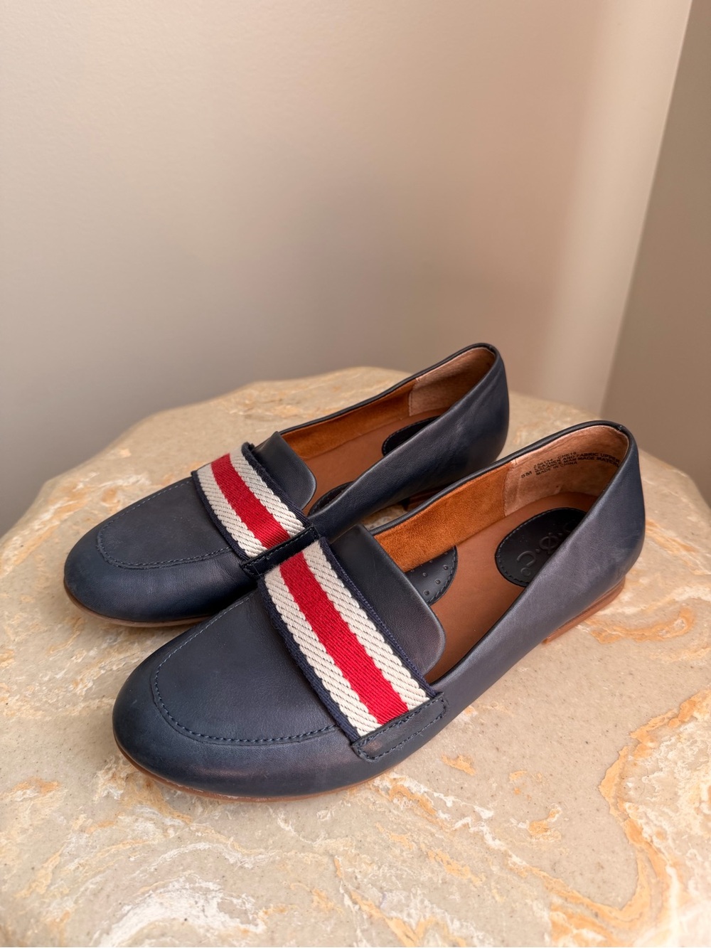 B.O.C. (Born Concept) Batley women’s 8M navy leather loafers red white stripe